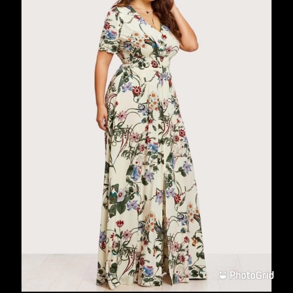 ❌SOLD❌ Split ButtonUp Front Floral Dress - Picture 3 of 16